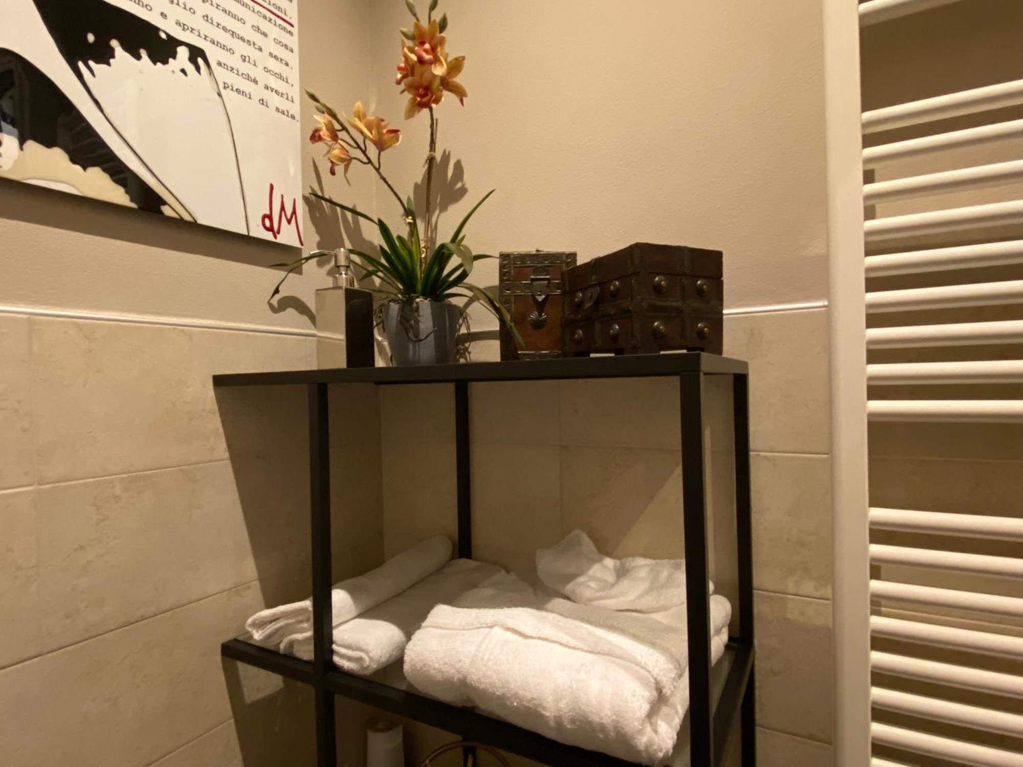 Studio Navigli Lombardini 8 Милано Екстериор снимка