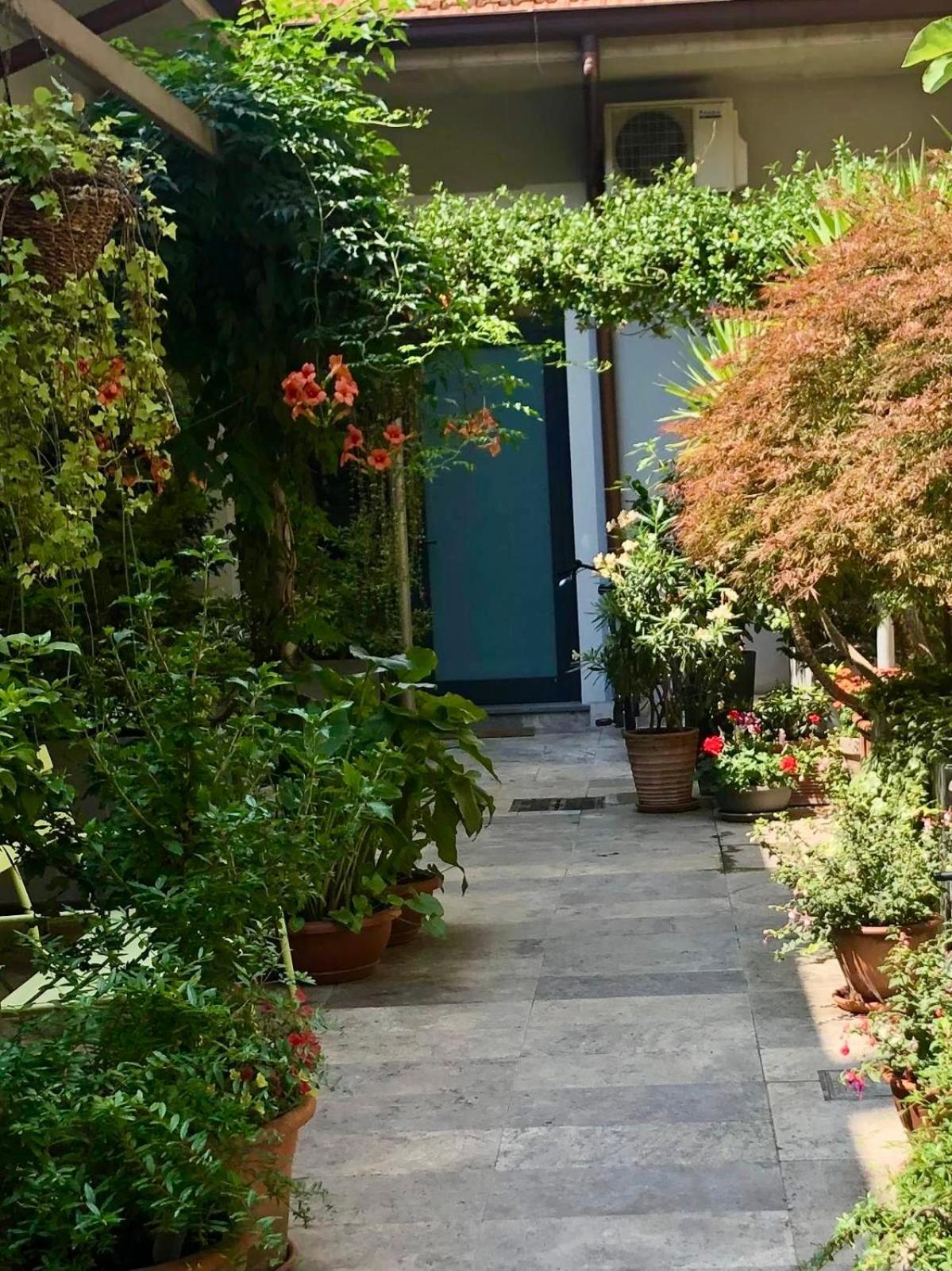 Studio Navigli Lombardini 8 Милано Екстериор снимка